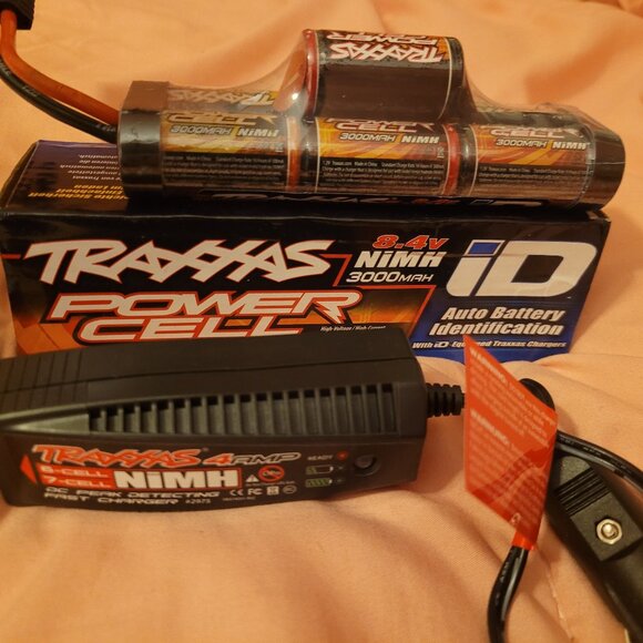Traxxas Package - Picture 1 of 8